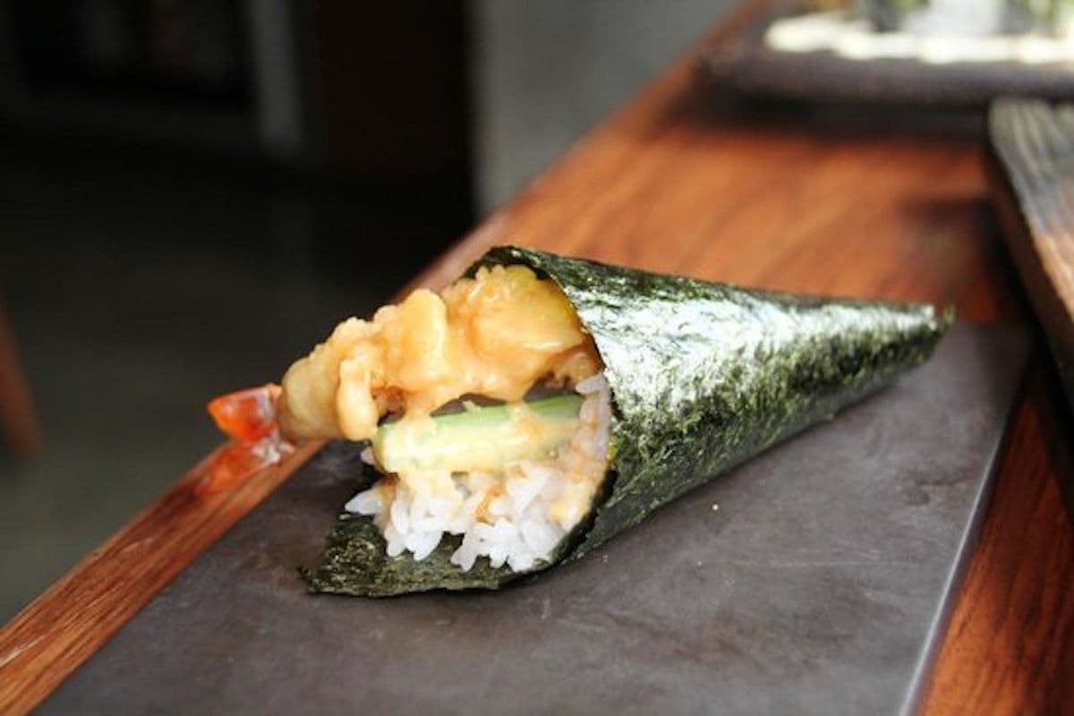 102. Dynamite Hand Roll ( 1pc )