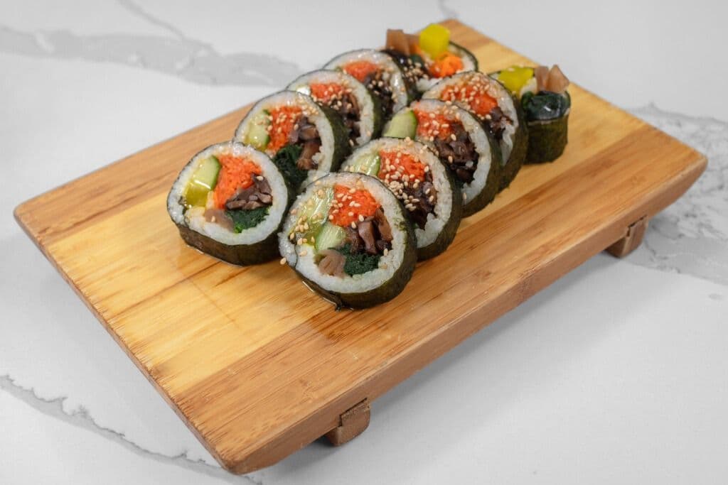 Vegetable Kimbap (10pcs)