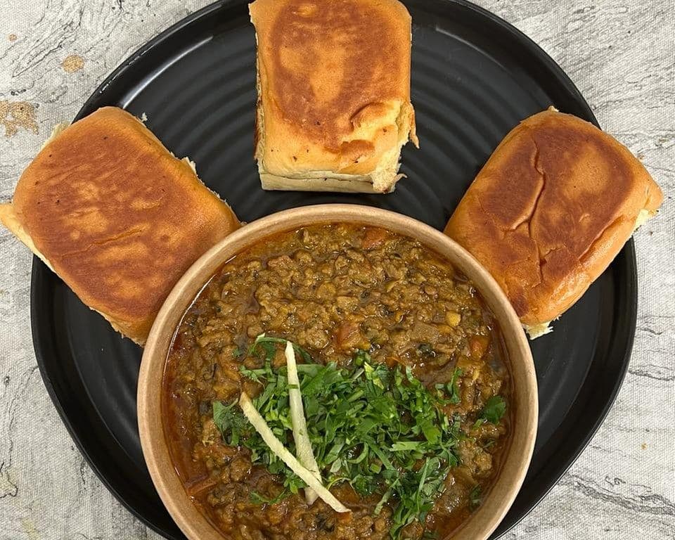 KHEEMA PAV
