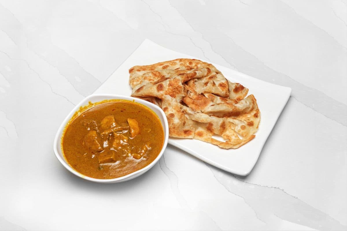 Curry Beef Brisket Roti 咖哩牛腩薄餅