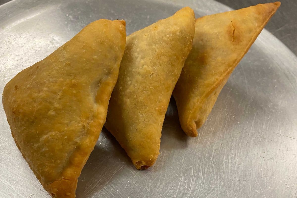 Vegetable Samosa (1 pc)