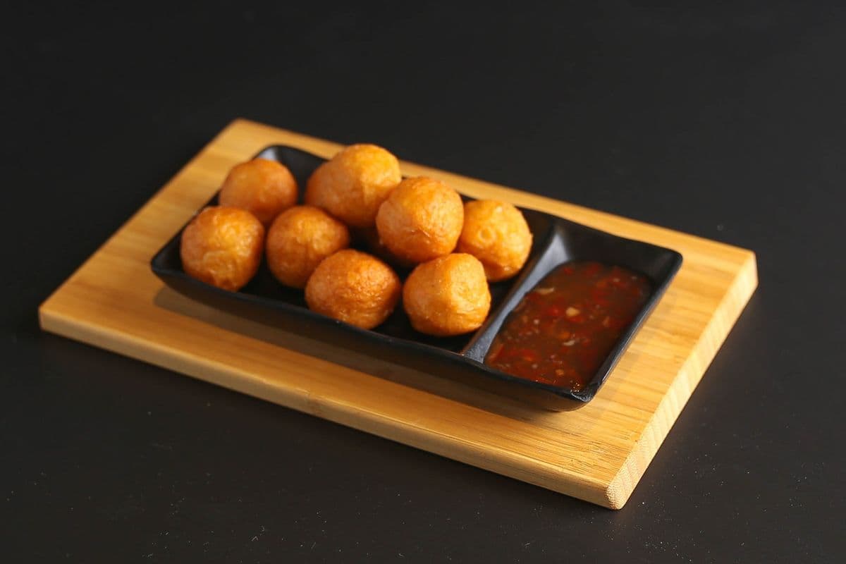 Deep Fried Fish Balls 椒鹽魚丸