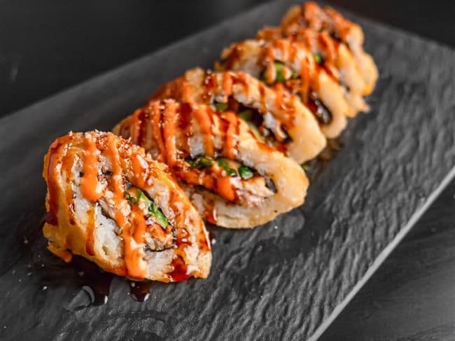 Golden Eel Roll (6pcs)