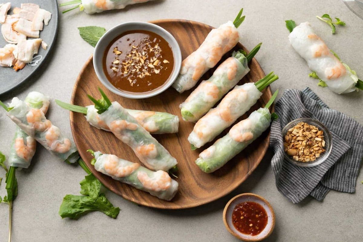 SP 02. Goi Cuon (2 Fresh Rolls) (2 pieces)