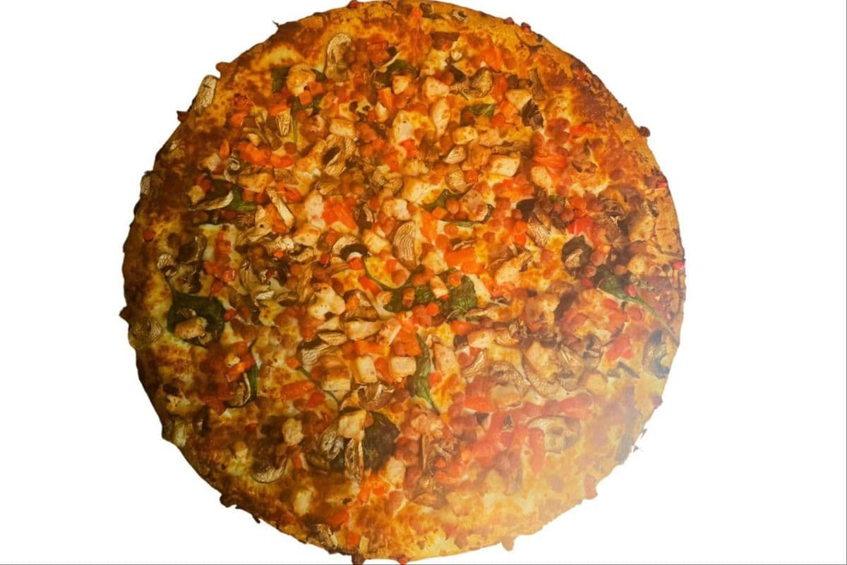 Alfredo Chicken Bacon Pizza