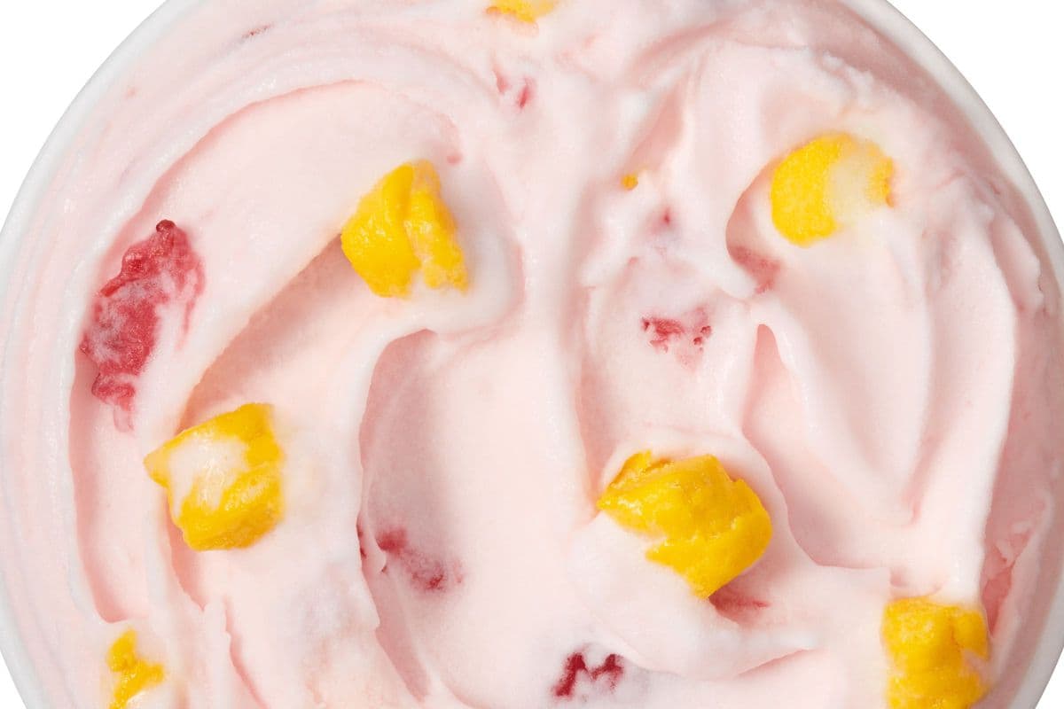 Strawberry Mango Flavoured Mochi Blizzard