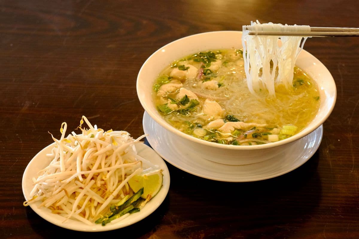 45. Glass Noodle Soup / MIẾN GÀ
