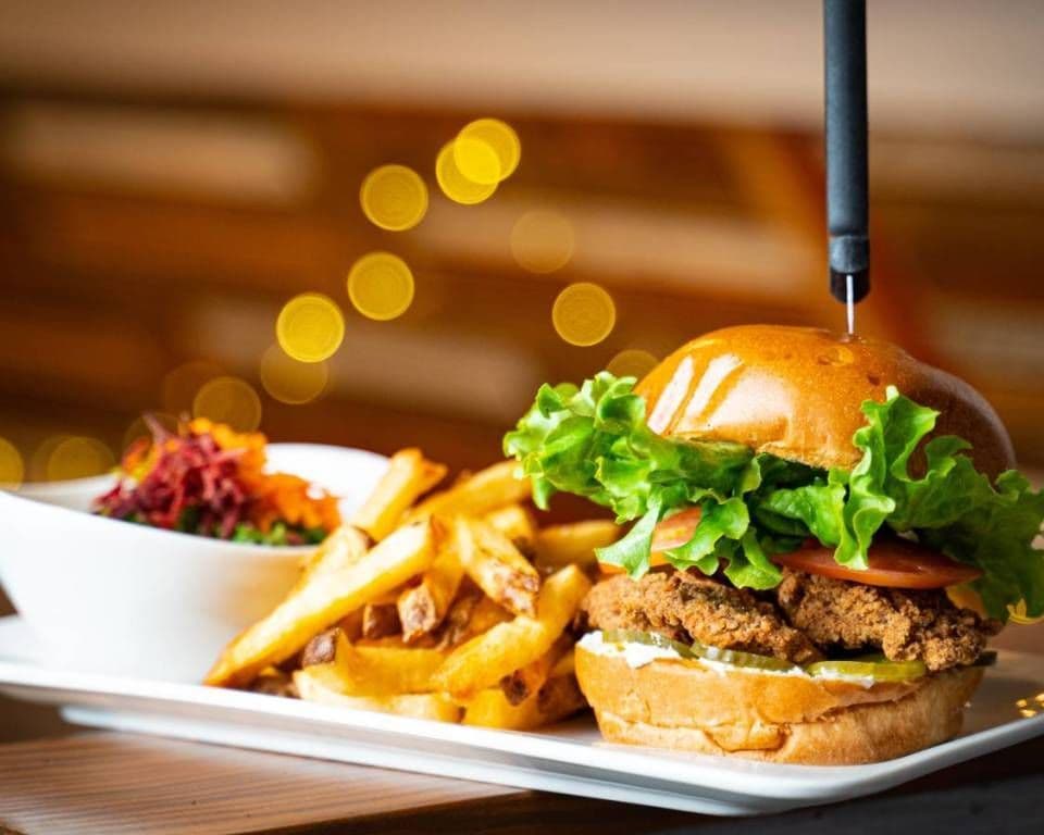 Southern Fried Chick'un Burger ‡