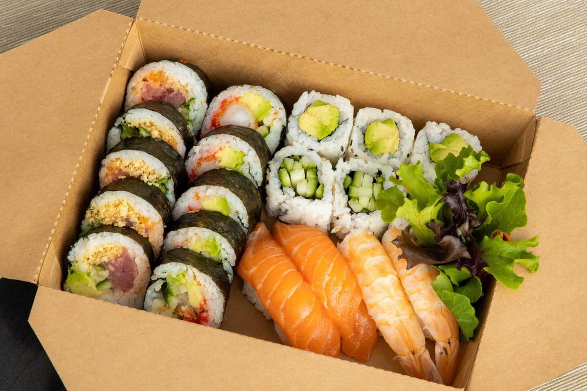 Sushi Combo 4 (20 Mcx) / Sushi Combo 4 (20 Pcs)