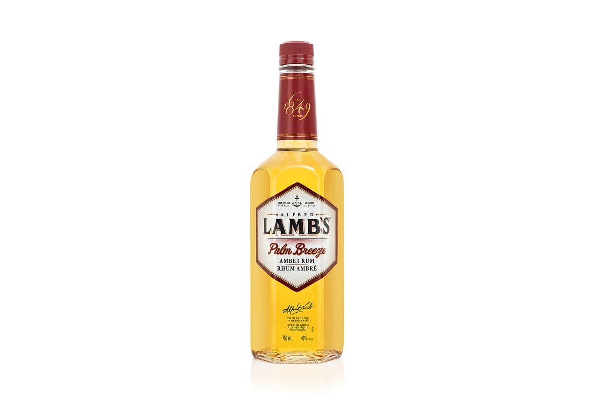 Lambs Palm Breeze (750 ml)