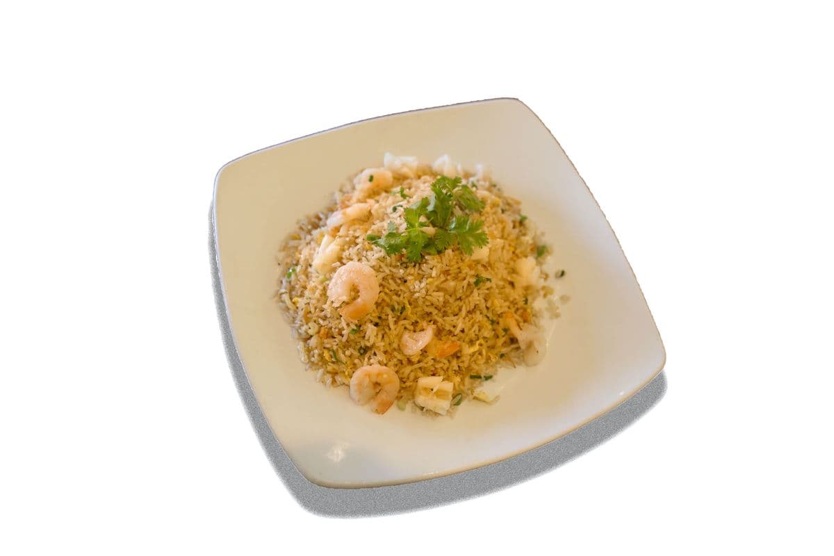 30. Seafood Fried Rice (Com Chien Hai San)