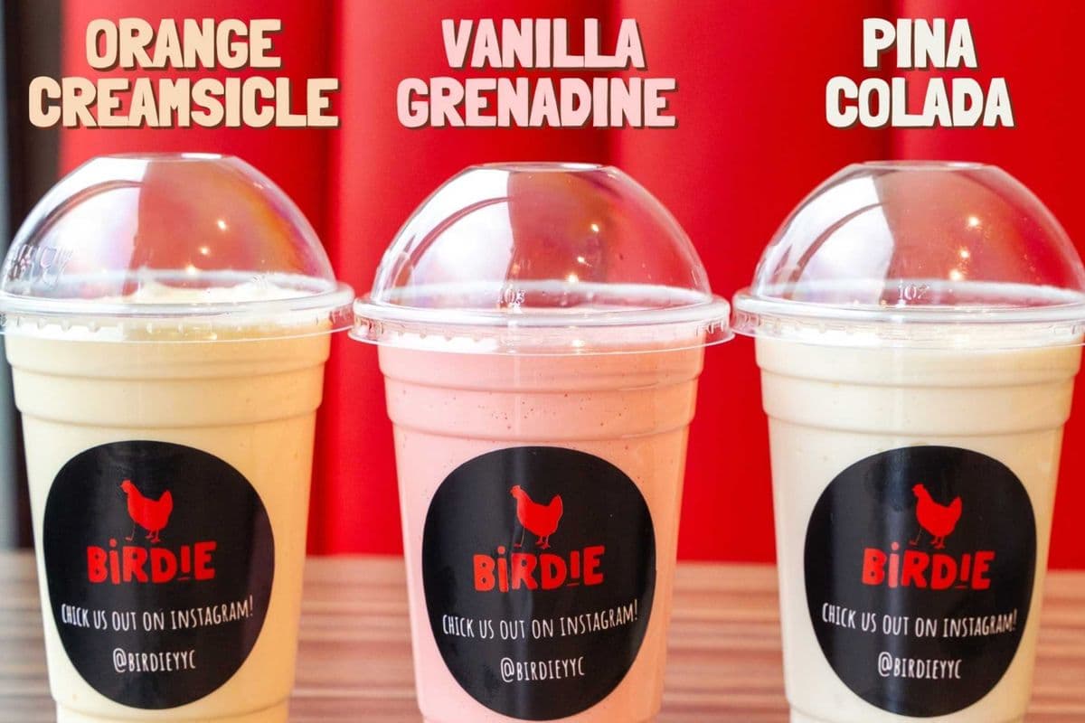 Vanilla Grenadine Milkshake (16oz)