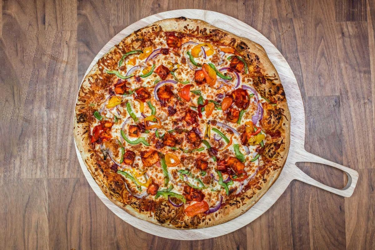 Tandoori Paneer Pizza (10" Small)