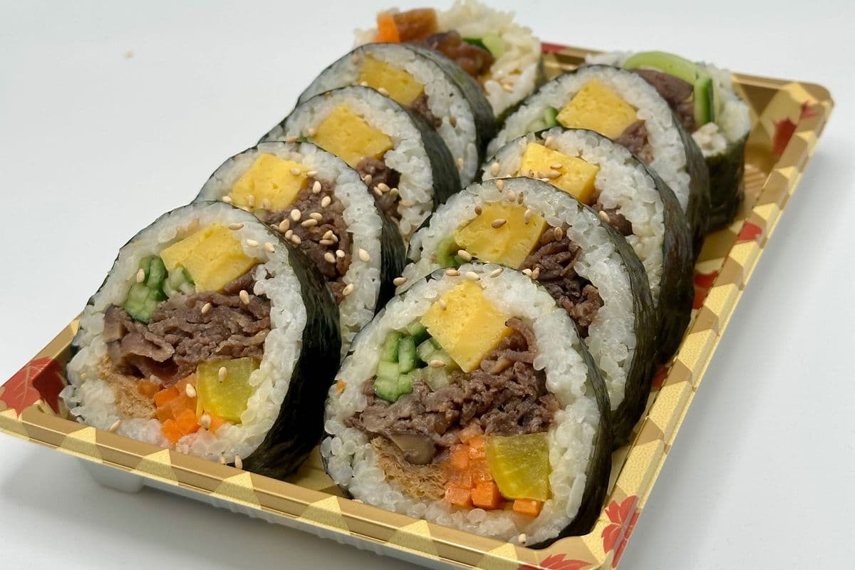 Bulgogi Kimbap (10pc)