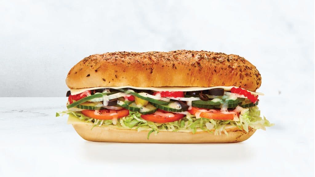 Small Veggie & Cheese Sub Combo / Petit sandwich végétarien et fromage