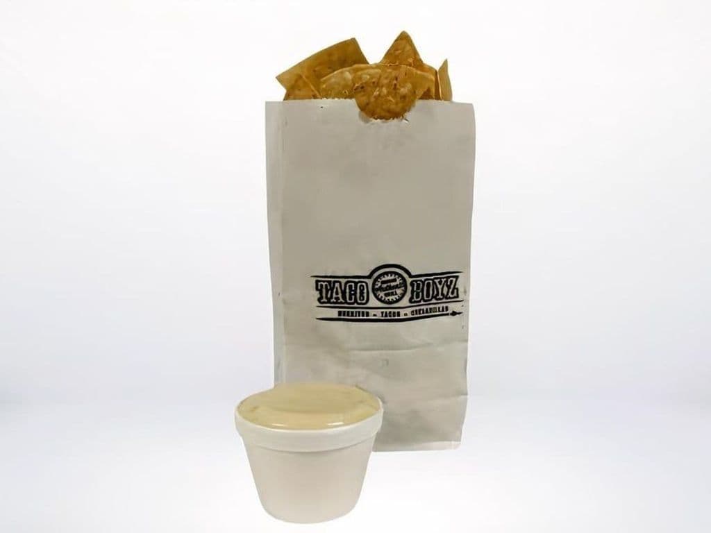 Chips & Queso