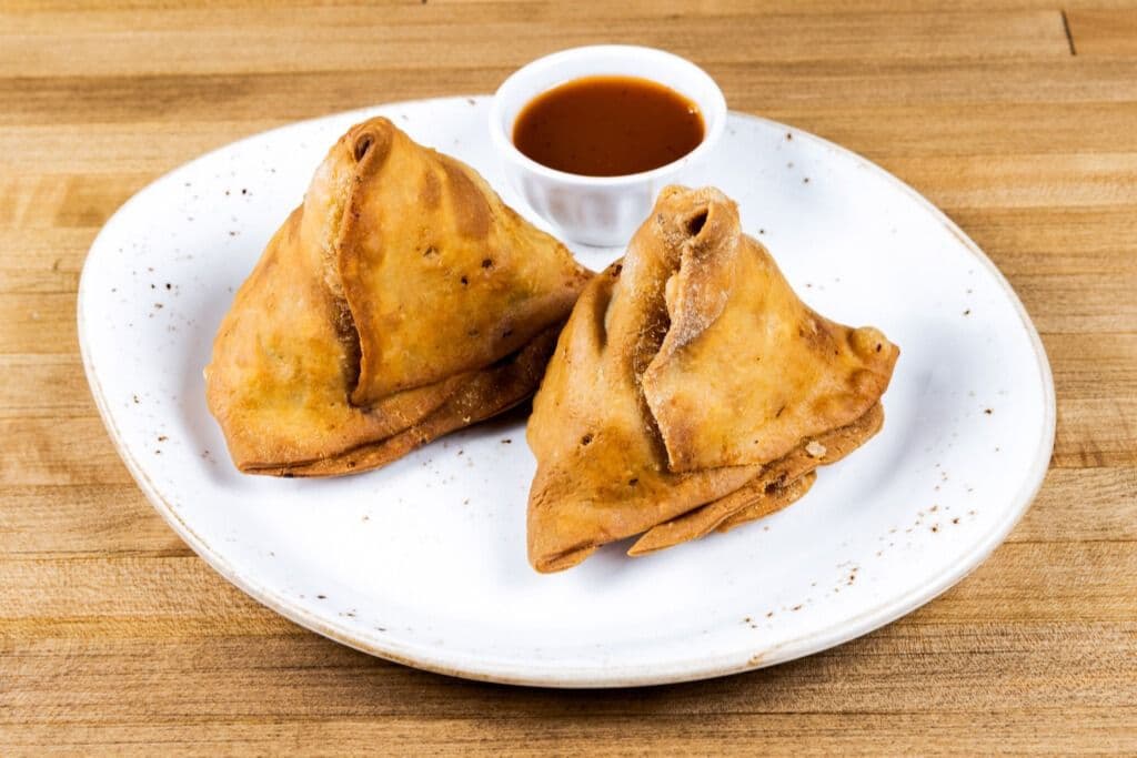 Vegetable Samosa (2 pcs)