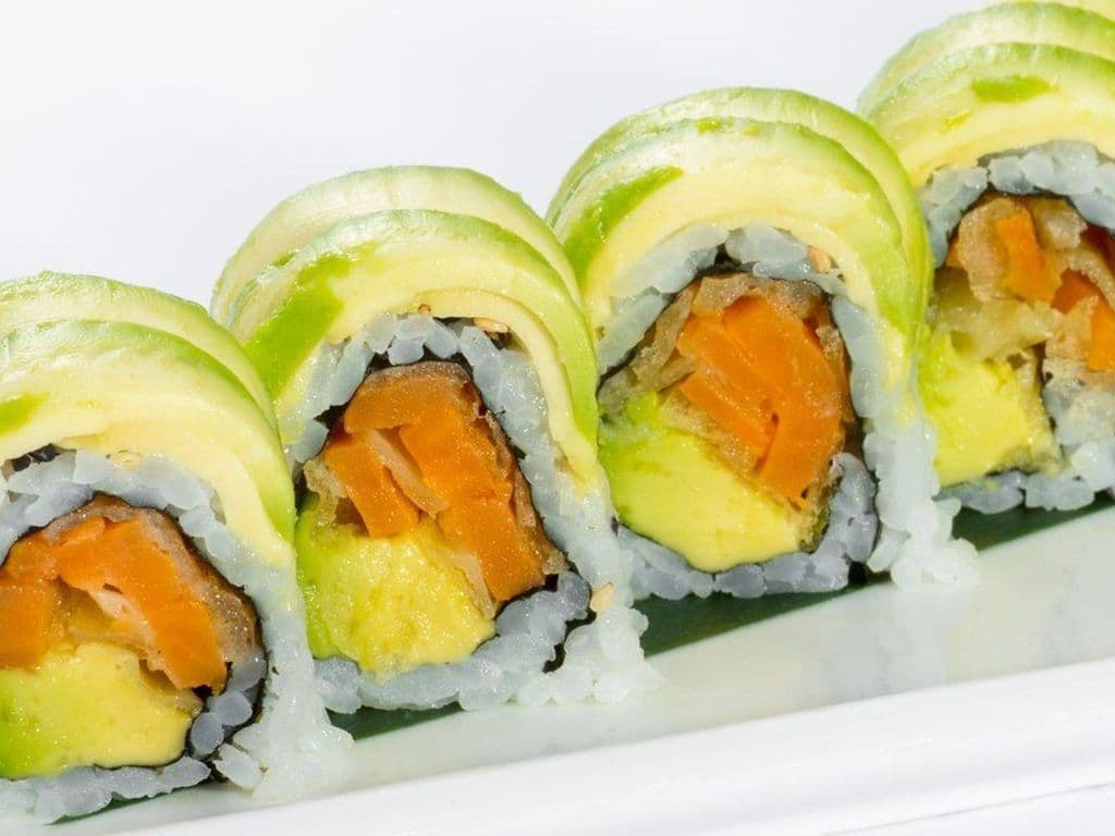 VM07 Vegetable Dragon Roll (8 pcs)