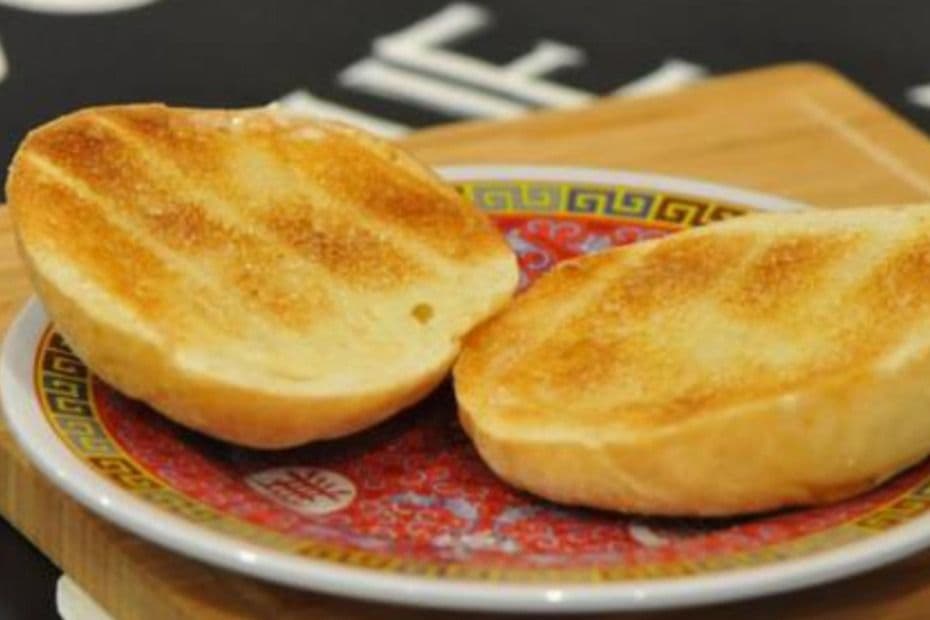 E7. Crispy Milky Buttery Bun 港式奶油脆豬