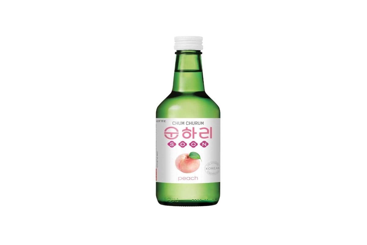 790874. CHUM CHURUM PEACH - SOJU (1 x 360ML)