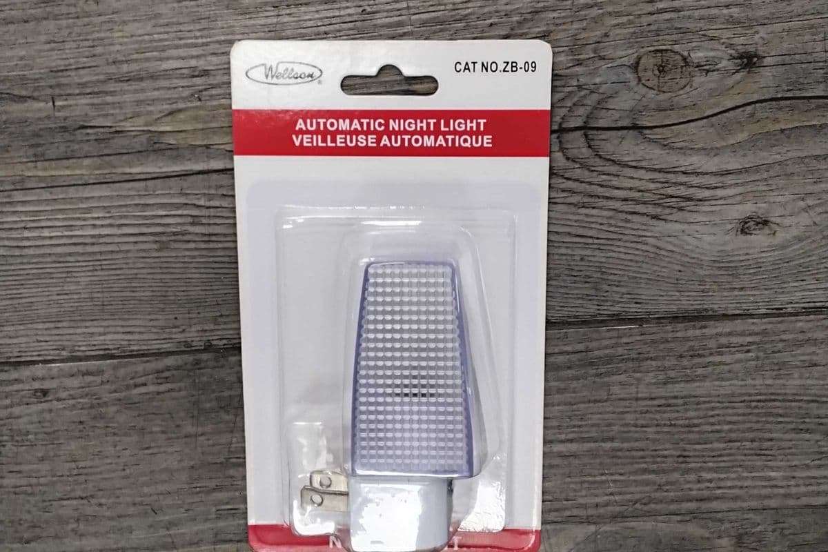 Automatic Night light.