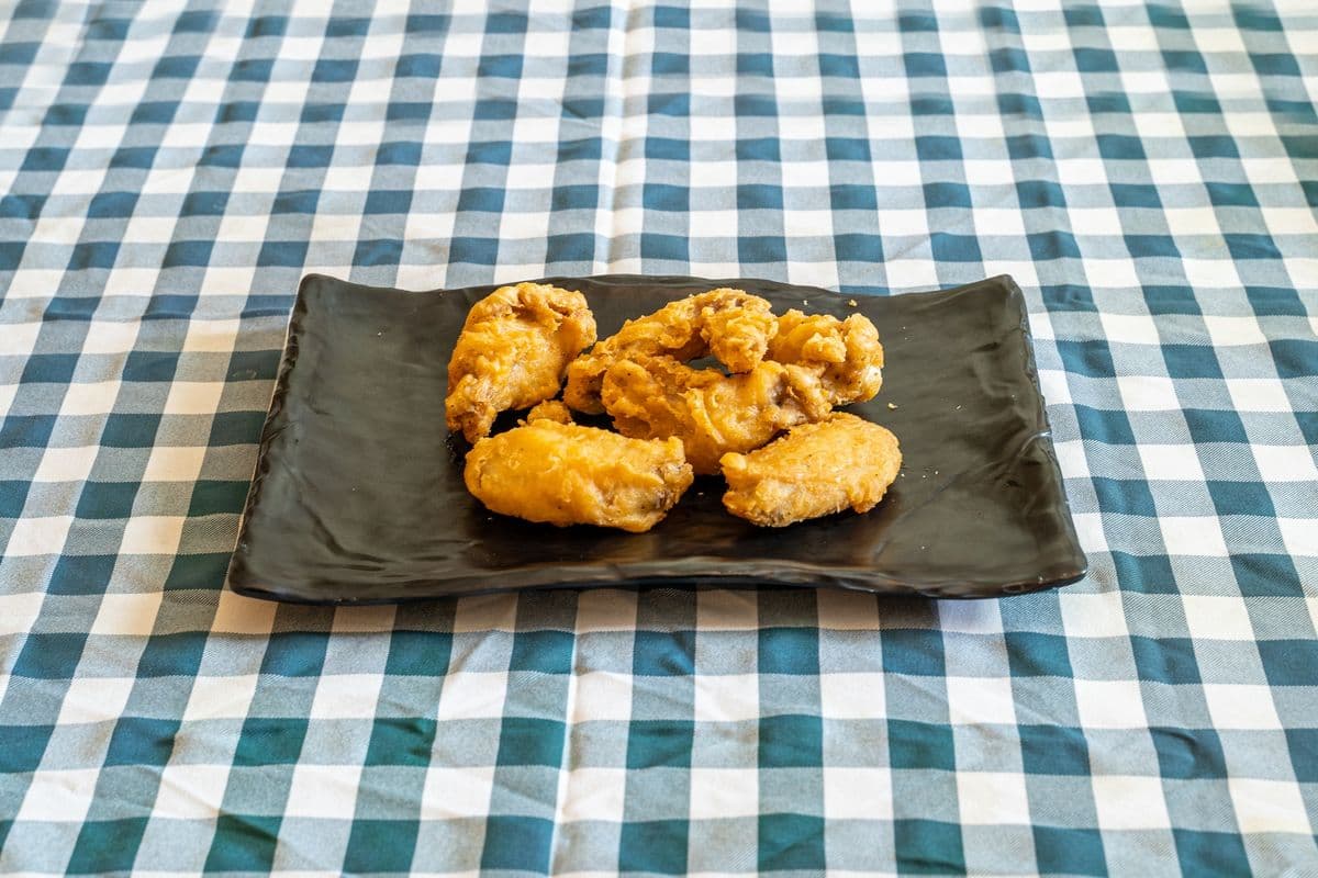 Fried Chicken Wings (1 lb)