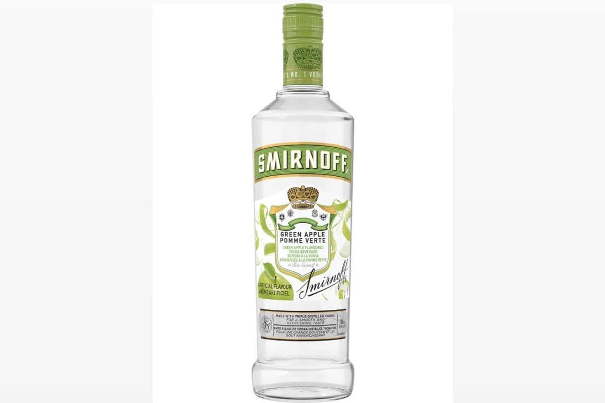 SMIRNOFF GREEN APPLE VODKA (750ML) (1 x 750 ML)