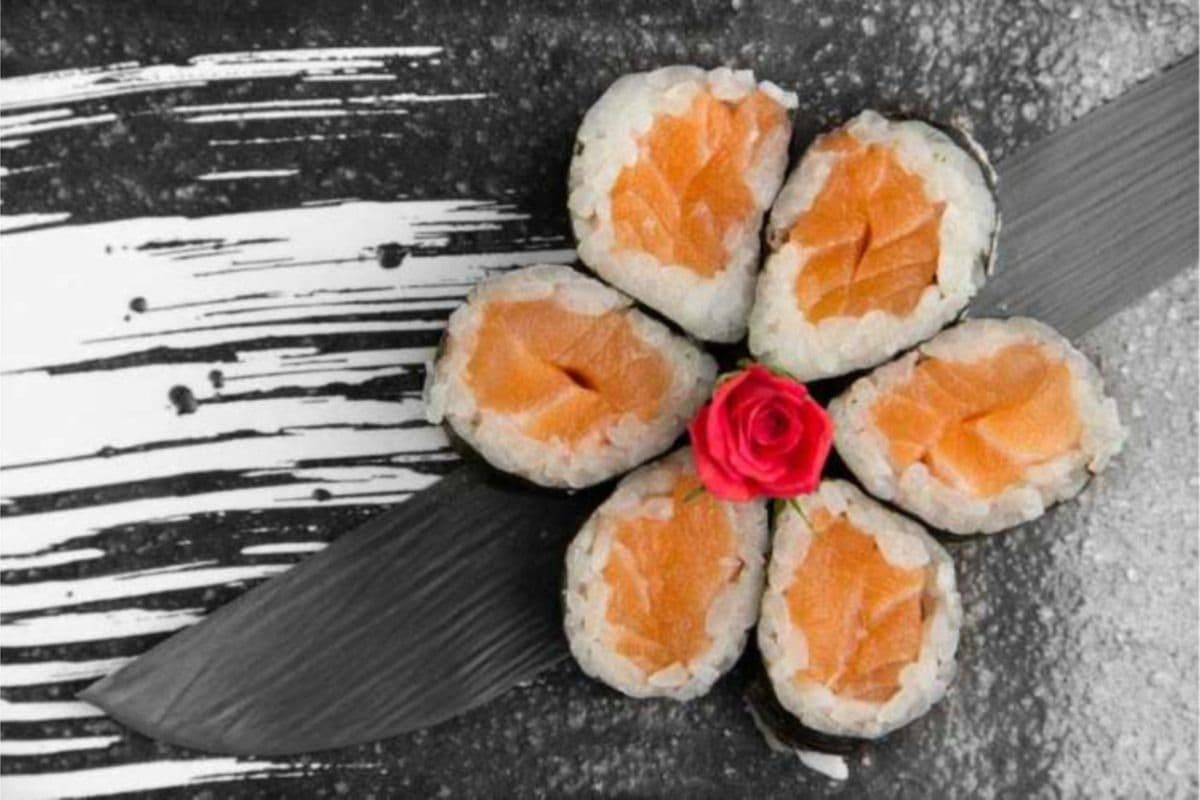 Sake Maki Roll