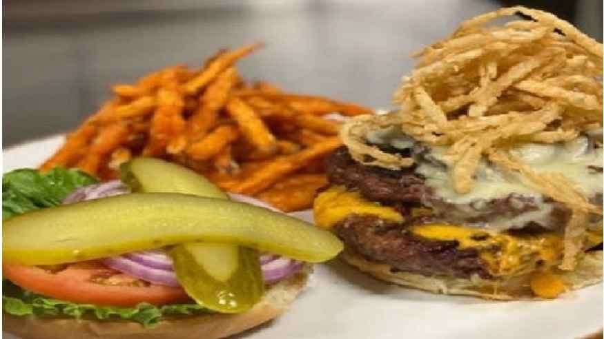 Fried Mozzarella Burger