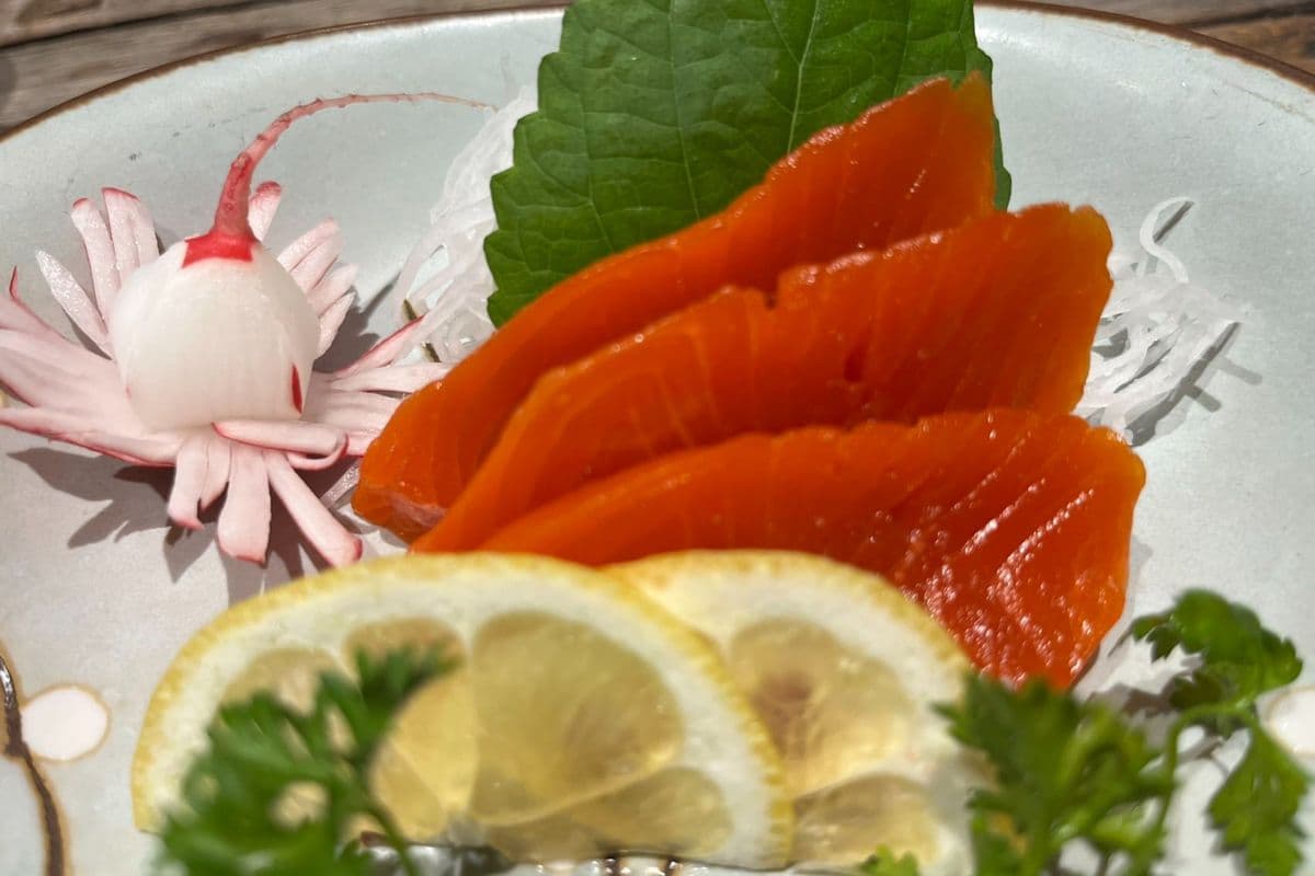 B12. Wild Salmon Sashimi
