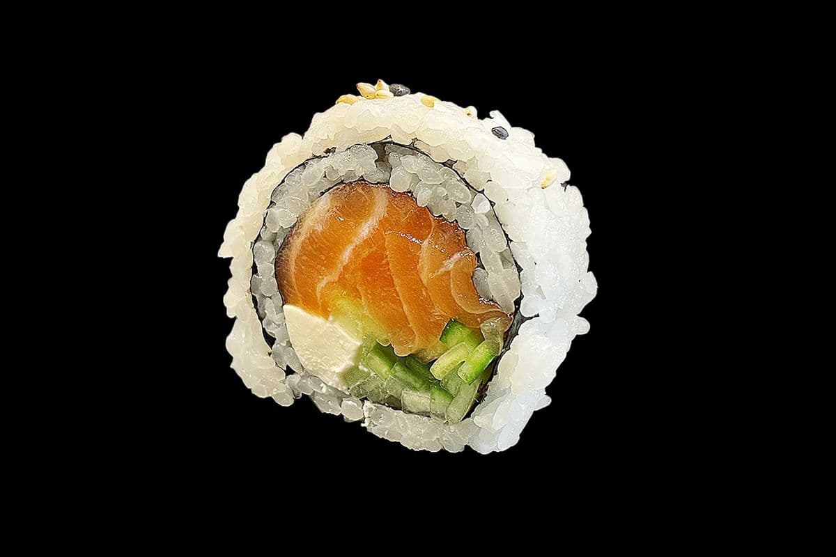Salmon & Cream Cheese Roll