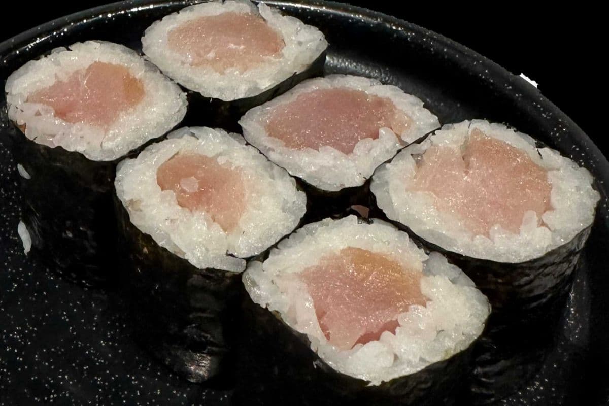 Tuna Hosomaki (6 Pcs)