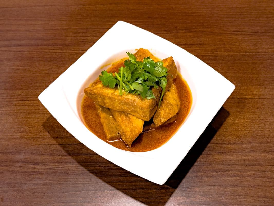 V1 Signature Satay Tofu / V1 素招牌沙茶豆腐