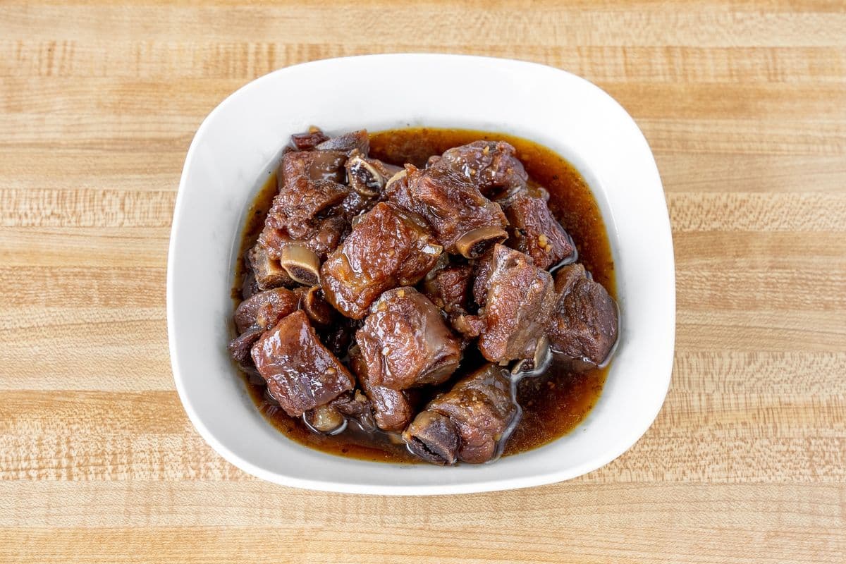 Côtes levées sucrées a l'ail / Dry Garlic Spare Ribs 干排骨
