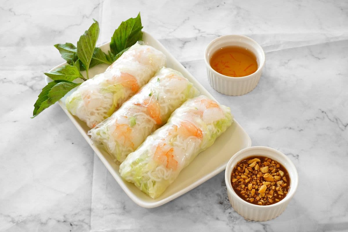 2v. Salad Rolls (3 rolls) - Goi cuon chay