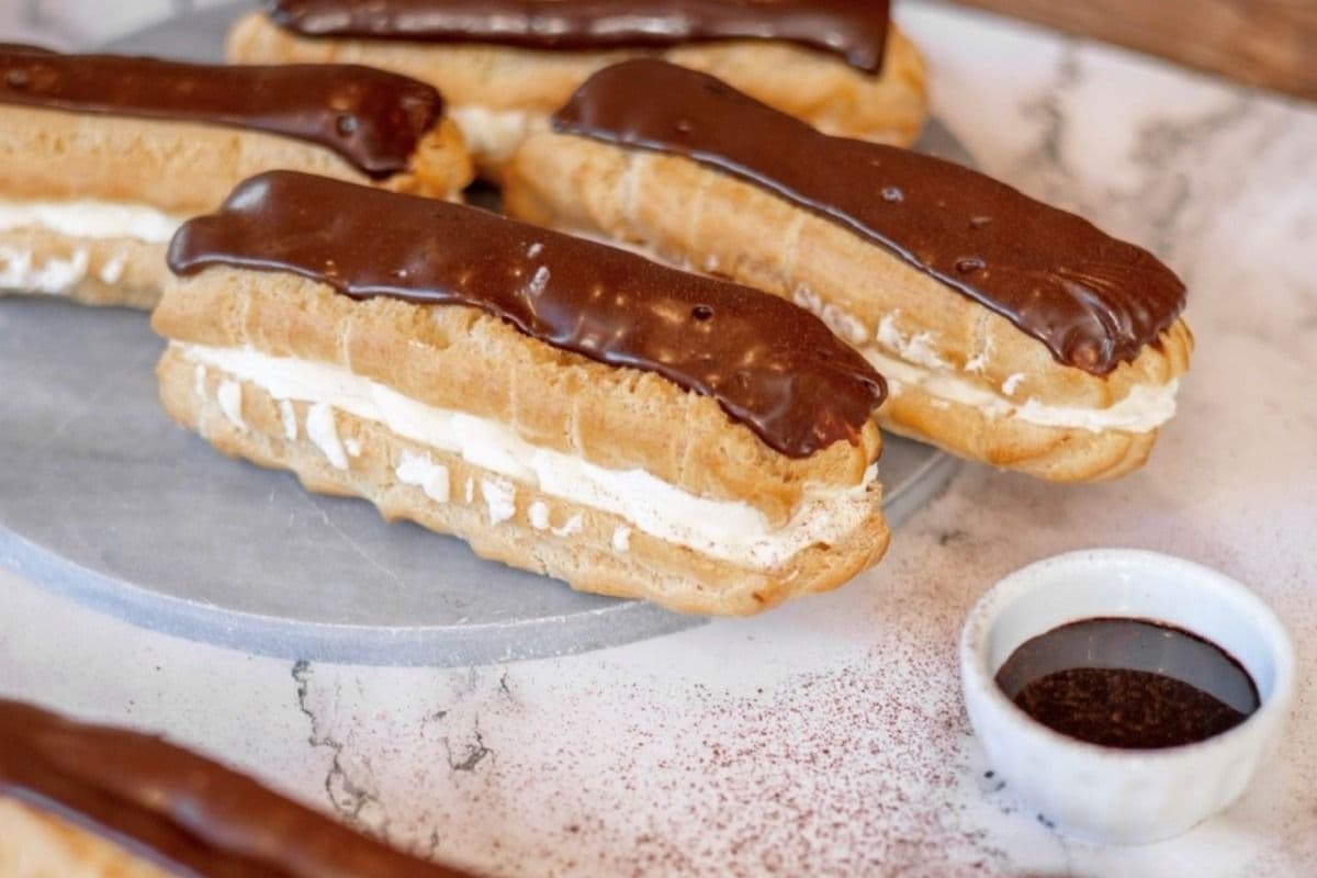 Eclair creme