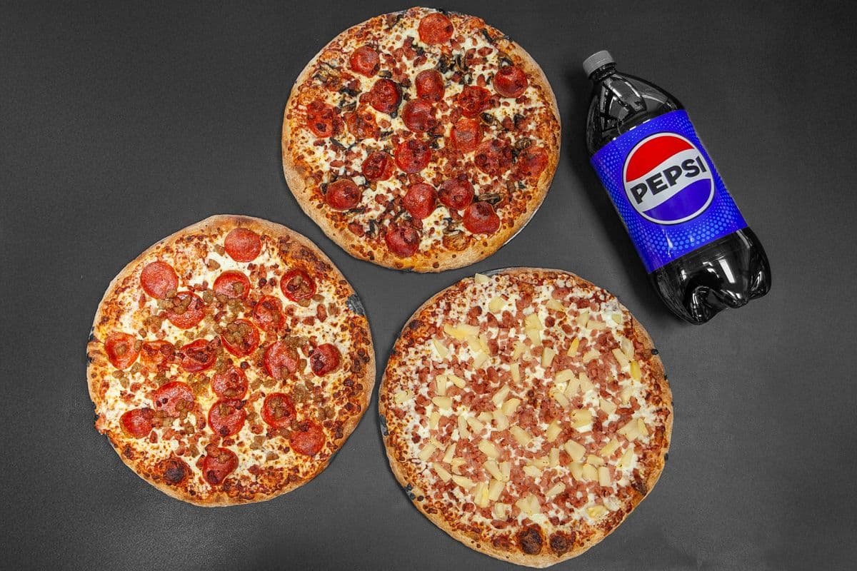 3 Medium Pizzas