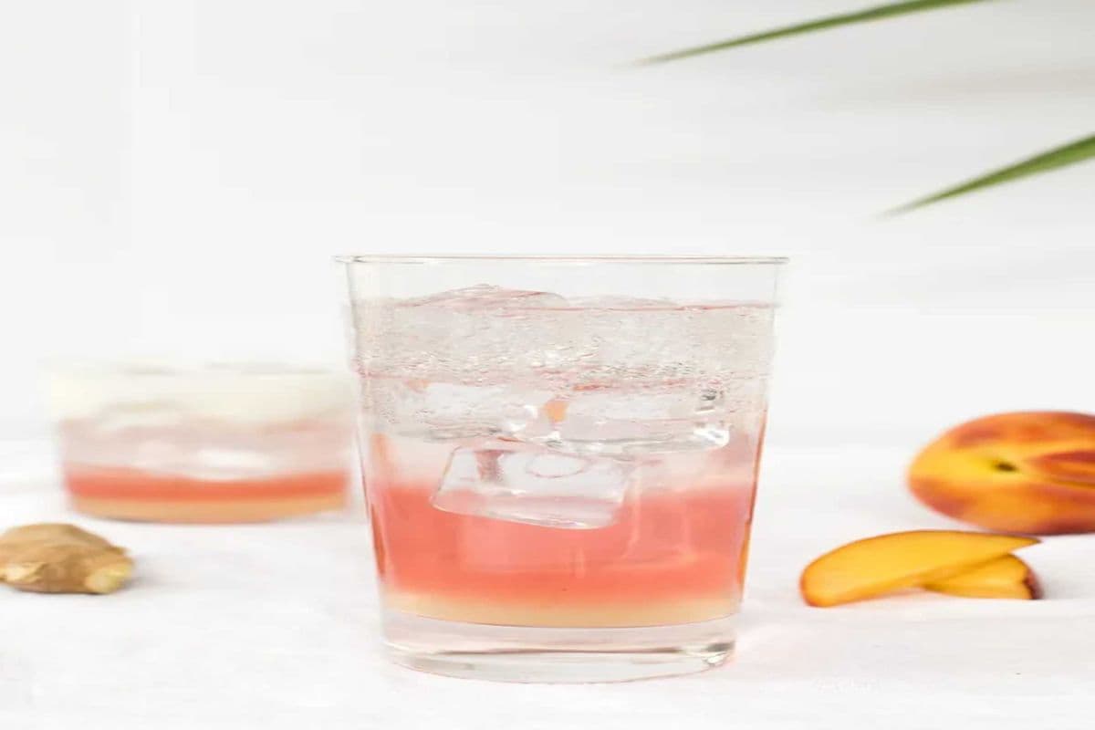 PEACH QUENCHER (18oz)