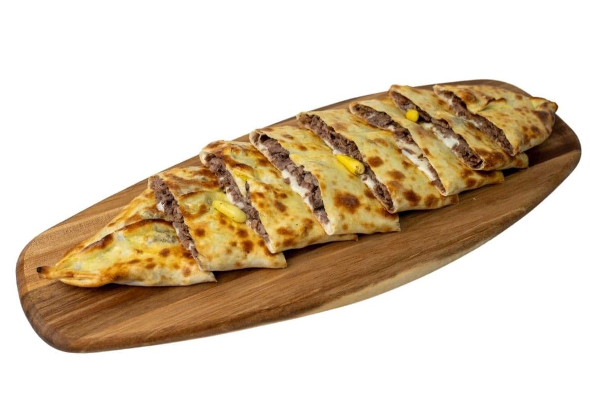 Beef Doner Pide