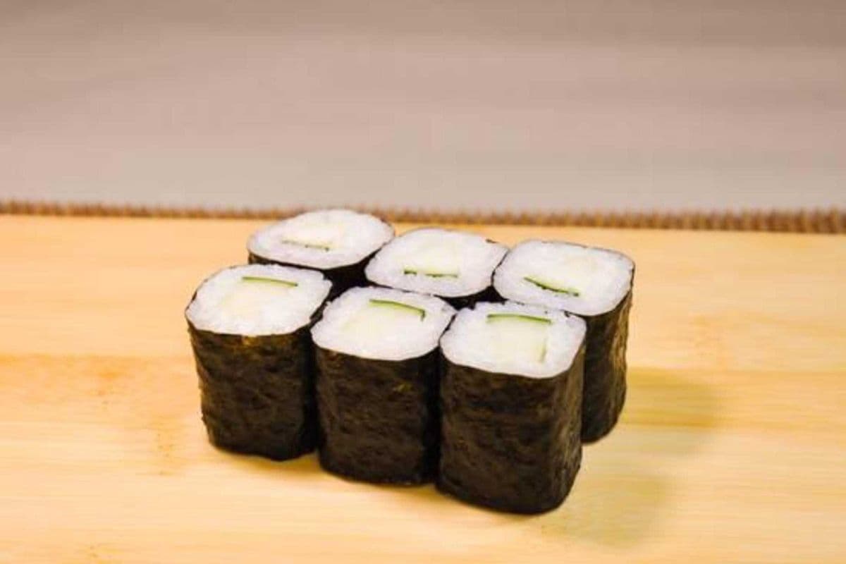 Cucumber Roll (6 pcs)