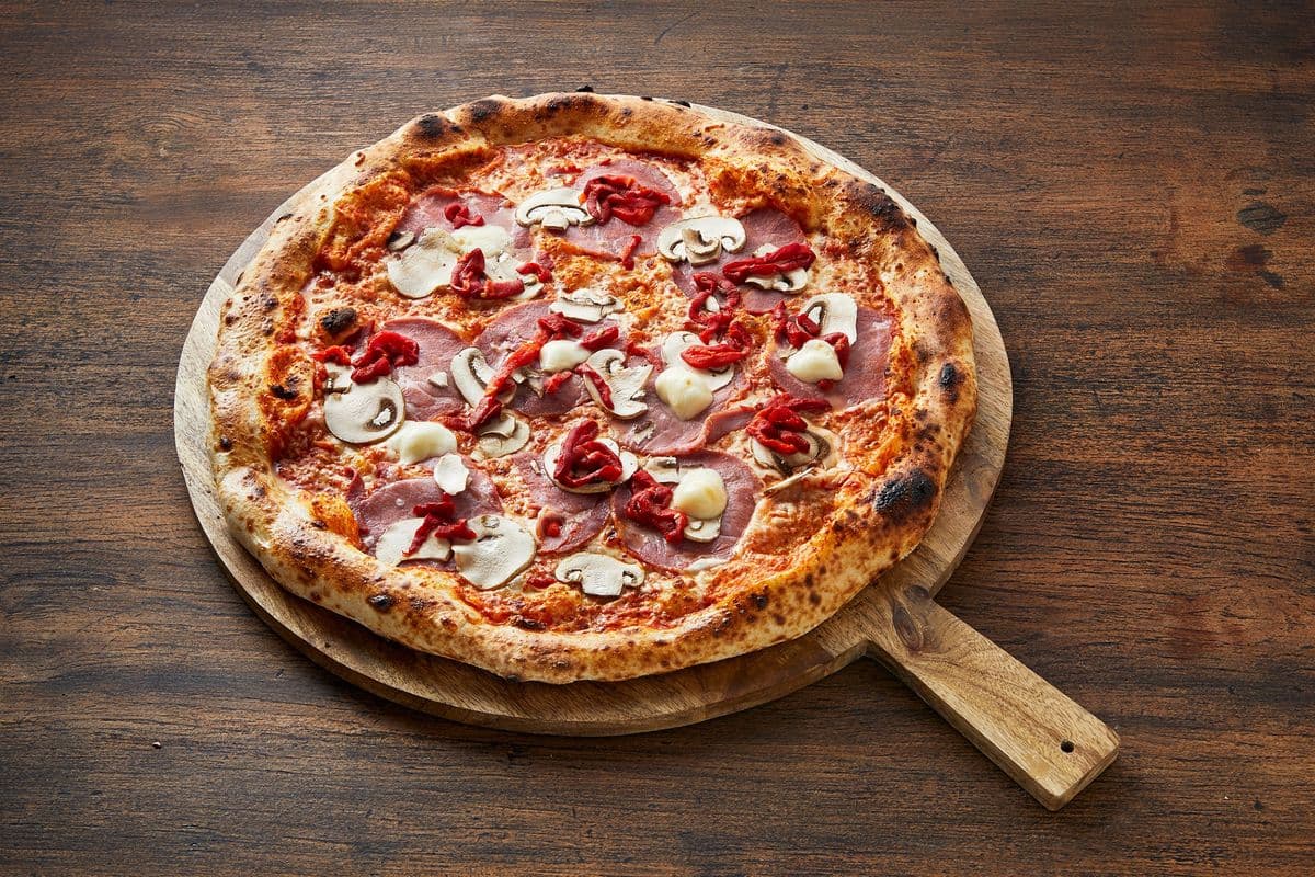 Regina Capicolla Pizza