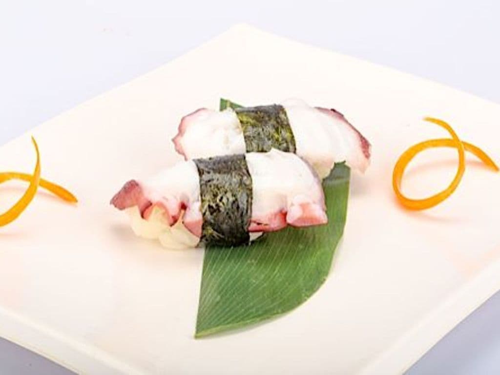Octopus Sushi(2pcs)