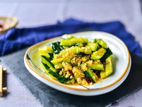 Cucumber Salad 凉拌黄瓜 / Salade de concombre