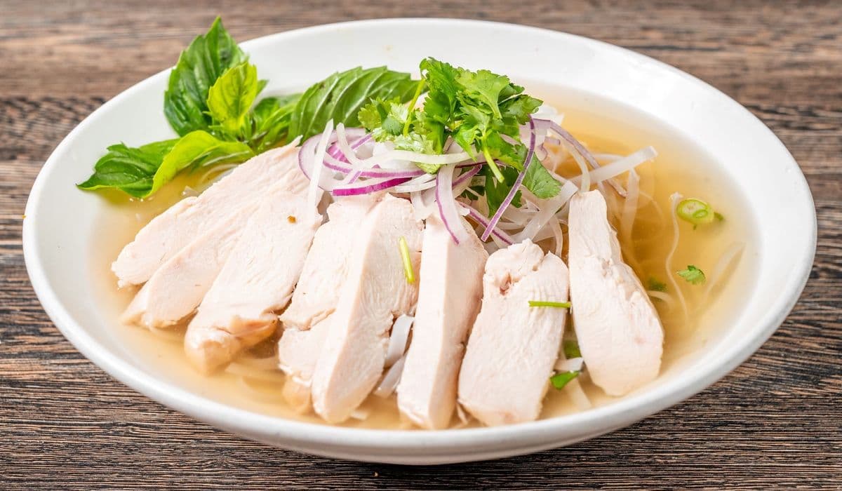 C2. Pho Chicken Meat - OO