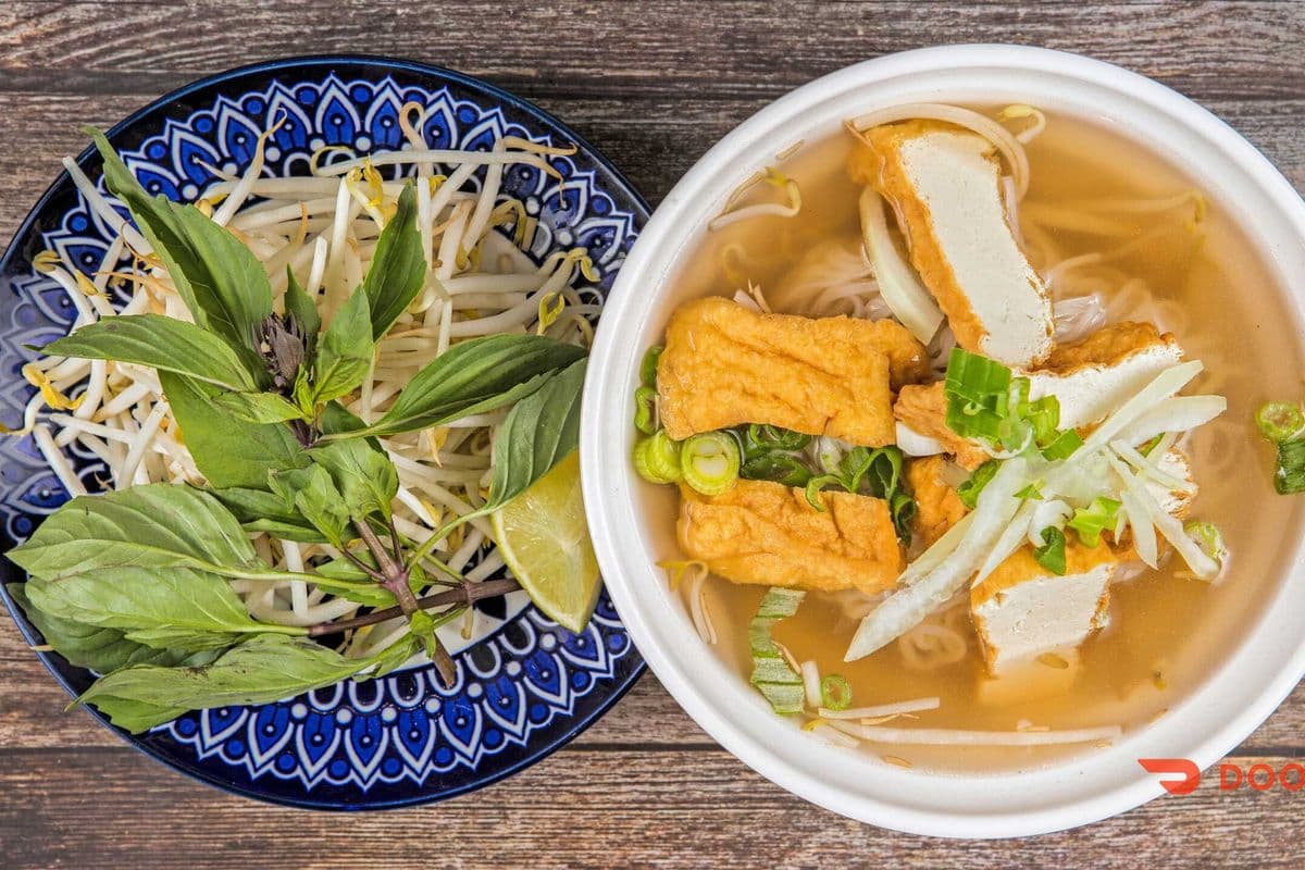 Veggie Pho (Broccoli, Carrot, Tofu, Cauliflower)