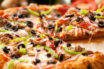 Build Your Own Large Pizza (10 Slices)