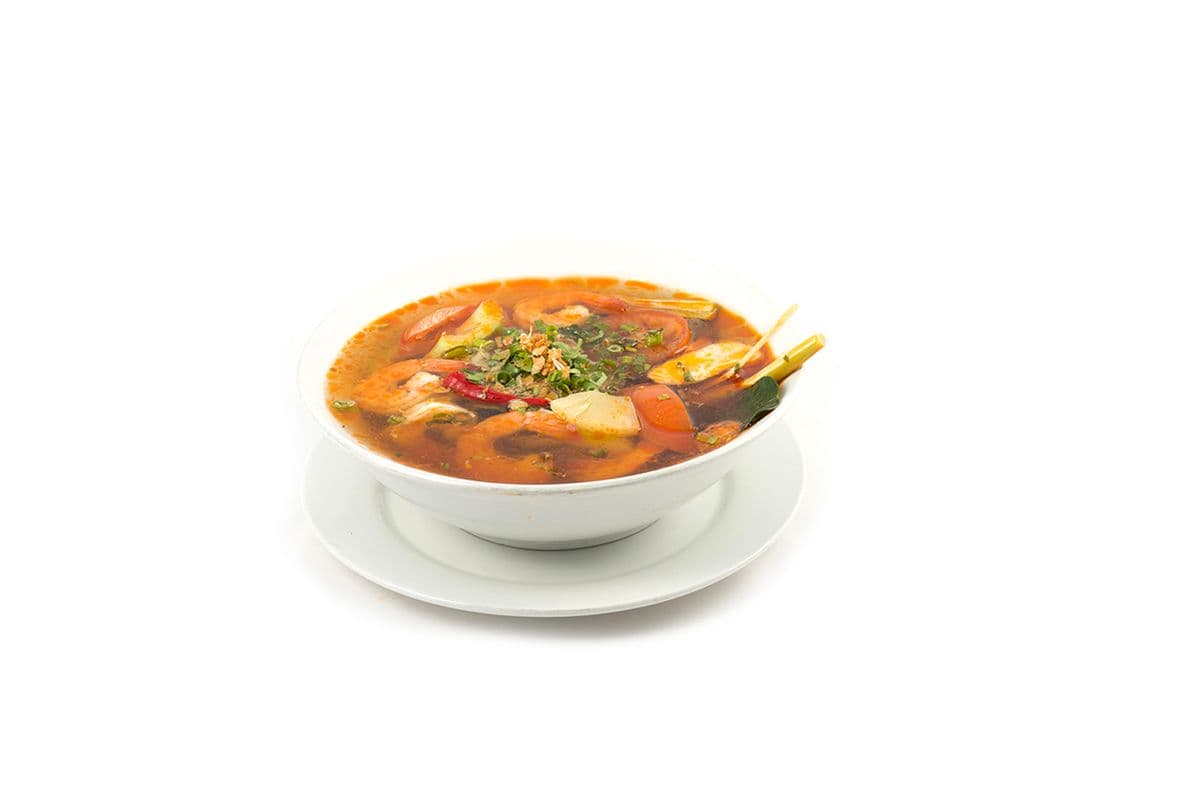 74. Soupe Tom yam Vietnamienne aux crevettes et légumes / Vietnamese Tom Yam Soup with Shrimps and Vegetables