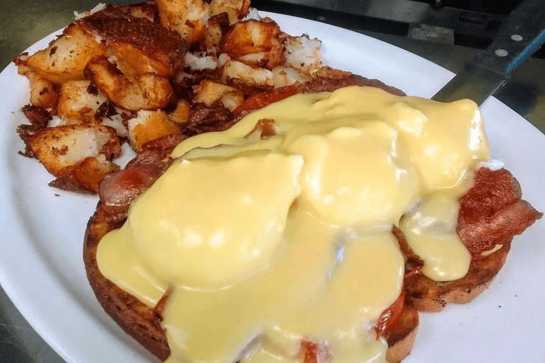 Eggs Blackstone Benedict