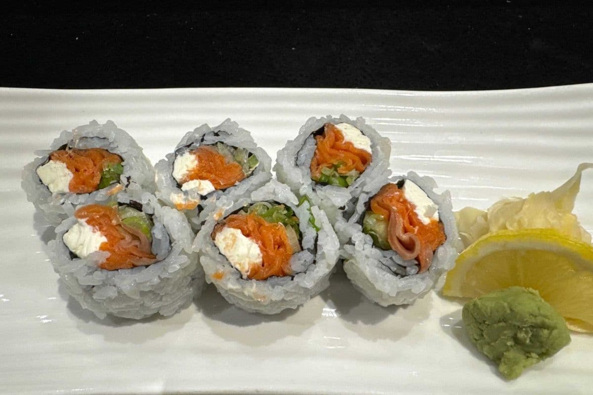 Philadelphia Maki (6 pcs)