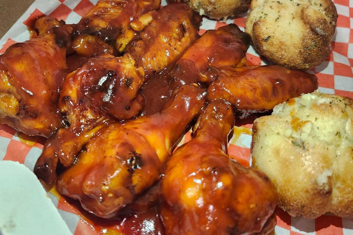 Chicken Wings (1 lb)